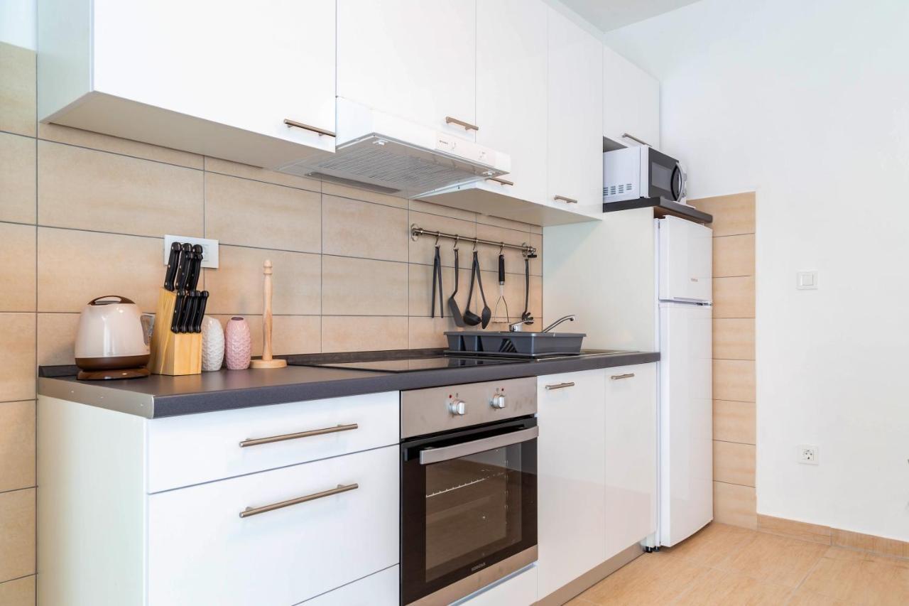 Apartments Raspolic Кастав Екстериор снимка